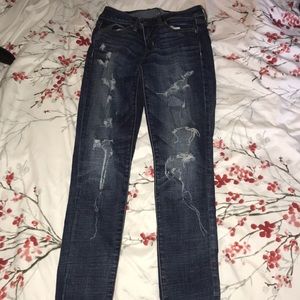 size 2 american eagle ripped jeans